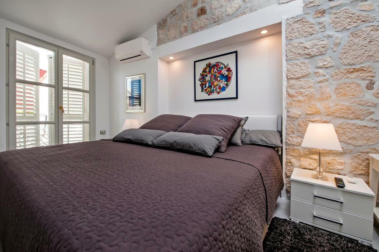 로비니 Seaview House Rosali 빌라 외부 사진